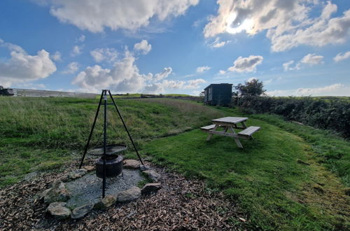 Photo 21 - Stunning 1-bed Shepherd hut in Holyhead