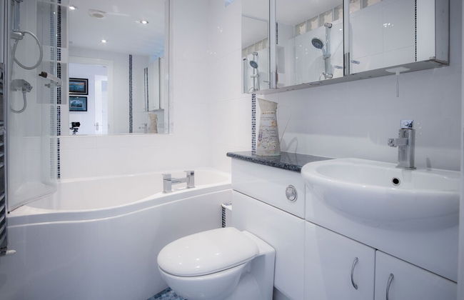 Goscar Court - 1 Bedroom Apartment - Tenby - Foto 25