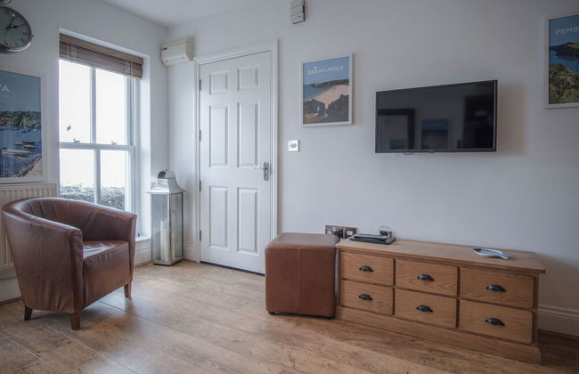 Goscar Court - 1 Bedroom Apartment - Tenby - Foto 28