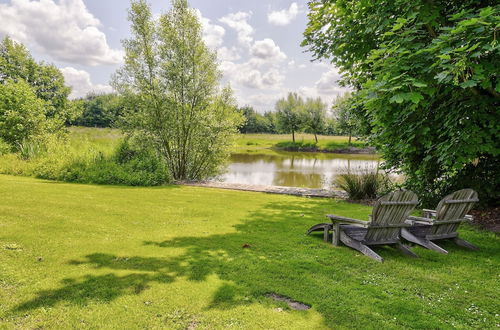 Foto 55 - Tranquil Farmhouse in Rijsbergen With Hot Tub and Garden