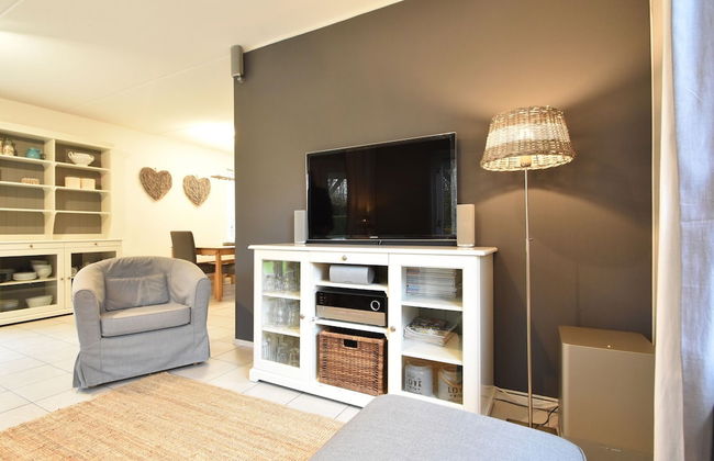 Quaint Holiday Home in Zonnemaire With Roofed Terrace - Foto 6