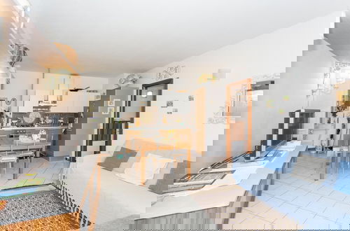 Foto 13 - Cozy Apartment With Large Garden