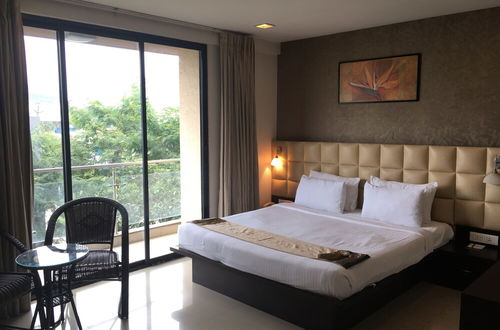 Photo 6 - Vinstar Serviced Apartments