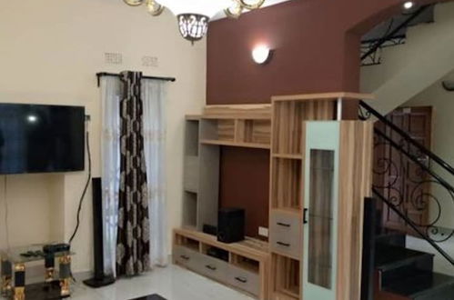 Photo 10 - 3 Bedrooms Exclusive Apartment in Kaludu