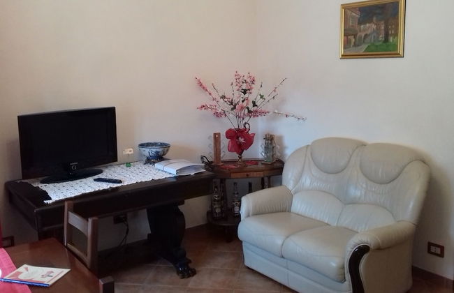 Arona-lake Maggiore Apartment in Quiet Area Suitable for Families - Foto 13