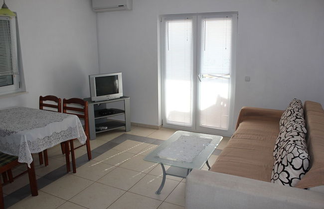Welcome to Apartments 4 Dolphins, Rogoznica, Croatia - Foto 1