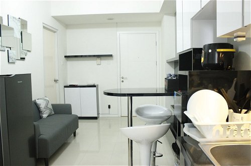 Photo 18 - Direct Access to Pool 2BR Apartment at Parahyangan Residence