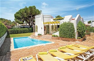 Foto 1 - Located on a Quiet Cul-de-sac, Just Within 1 Mile From the Centre of Vilamoura