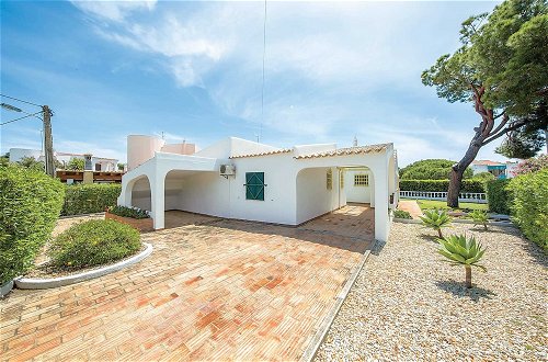 Foto 21 - Located on a Quiet Cul-de-sac, Just Within 1 Mile From the Centre of Vilamoura