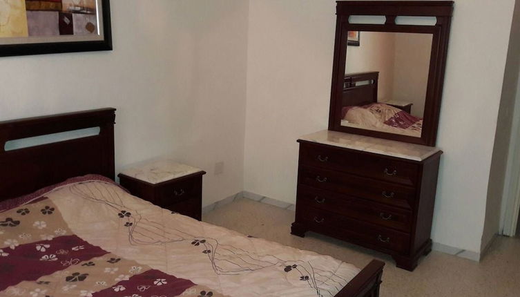 Photo 1 - Rent Apartment F4 Richly Furnished In Tunis