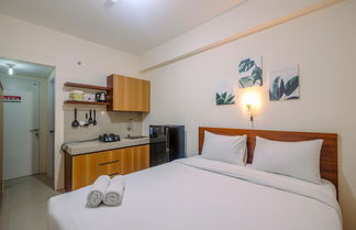 Photo 2 - Comfy Studio at Bogorienze Apartment near The Jungle Waterpark