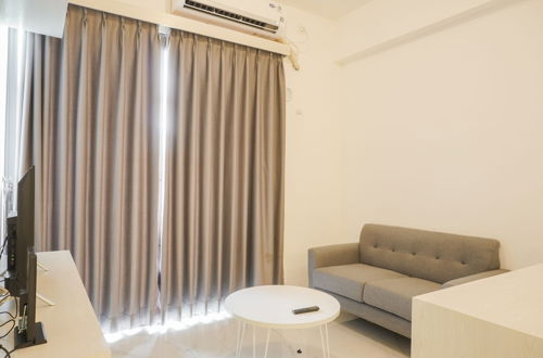 Photo 8 - Fully Furnished With Pleasure 2Br At Sky House Bsd Apartment