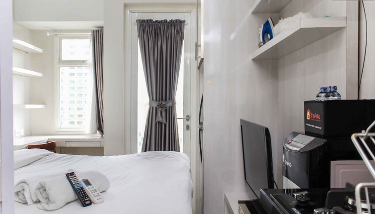 Photo 1 - Nice And Cozy Studio Apartment At Springlake Summarecon Bekasi