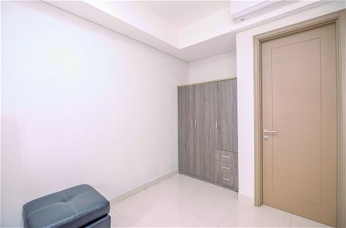 Photo 22 - Comfortable And Minimalist 2Br At Gold Coast Apartment