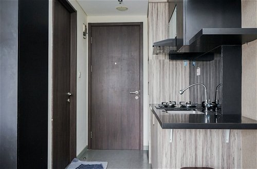 Photo 13 - Modern And Homey Studio At Bintaro Icon Apartment
