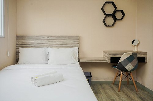 Photo 4 - Modern And Homey Studio At Bintaro Icon Apartment