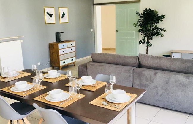Large Art Deco Flat 100m2 in City Center - Parking - Foto 9