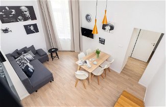 Photo 3 - Apartments Dietla Cracow by Renters