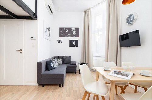 Photo 1 - Apartments Dietla Cracow by Renters