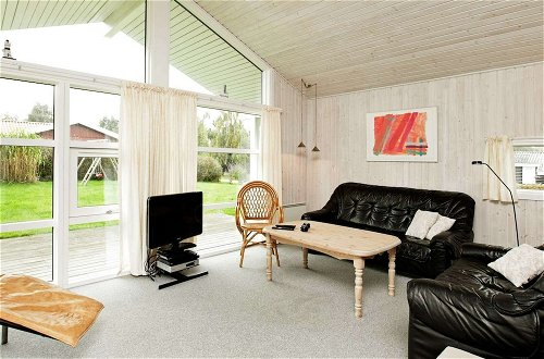 Photo 16 - 6 Person Holiday Home in Hejls