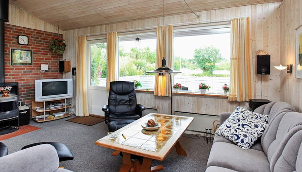 8 Person Holiday Home in Dannemare - Photo 4