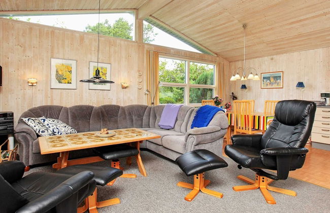 8 Person Holiday Home in Dannemare - Photo 7