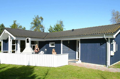 Photo 25 - 12 Person Holiday Home in Vaeggerlose