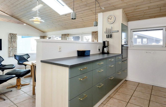 8 Person Holiday Home in Lokken - Foto 7