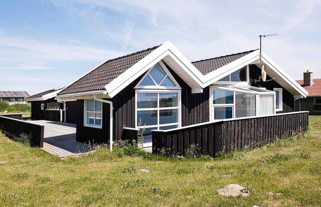 8 Person Holiday Home in Lokken - Foto 24