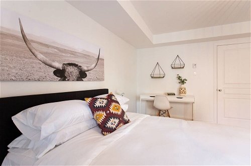 Foto 4 - Fresh & Styled 2 Bedroom Apt in Mile End