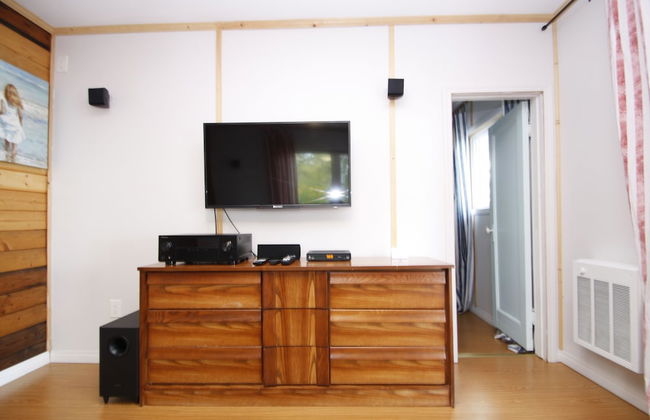 Lakefront Cottage in Manitou Beach - Foto 23