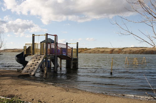 Foto 42 - Lakefront Cottage in Manitou Beach