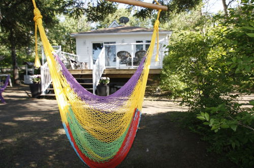 Foto 3 - Lakefront Cottage in Manitou Beach