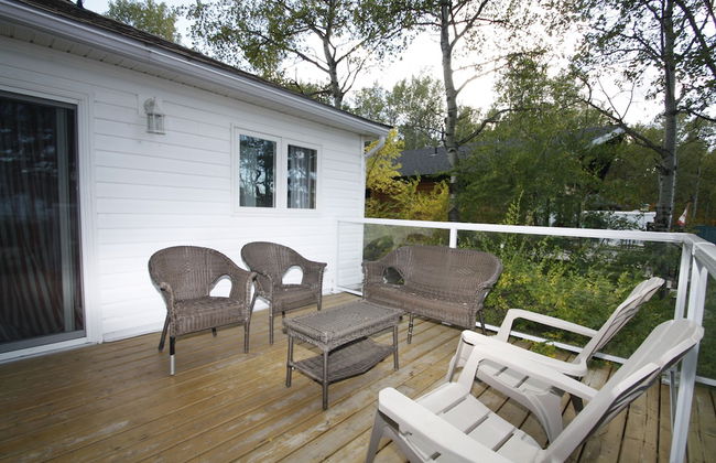 Lakefront Cottage in Manitou Beach - Foto 30