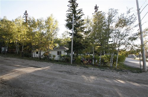 Foto 45 - Lakefront Cottage in Manitou Beach