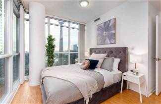 Photo 1 - Elegant & Modern 2-bedroom Condo