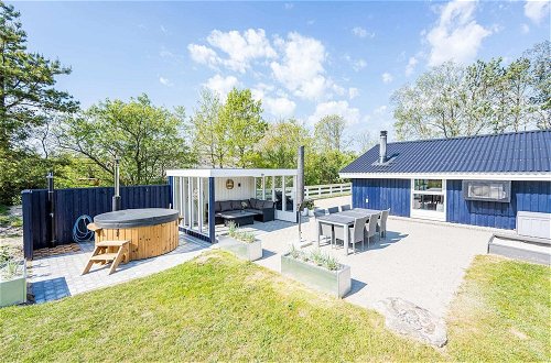 Photo 23 - 6 Person Holiday Home in Henne