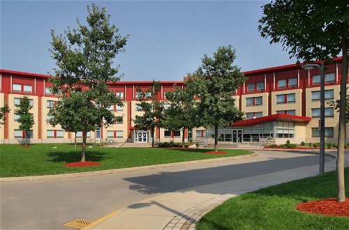 Photo 15 - Residence & Conference Centre - Oakville