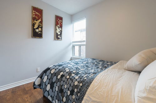 Photo 20 - Applewood Suites - 4 BDRM King West