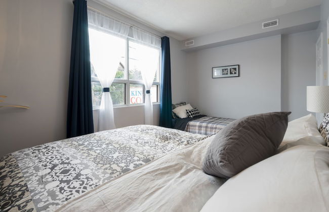 Applewood Suites - 4 BDRM King West - Foto 3