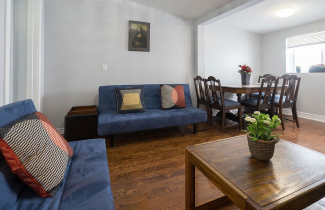 Applewood Suites - 4 BDRM King West - Foto 1