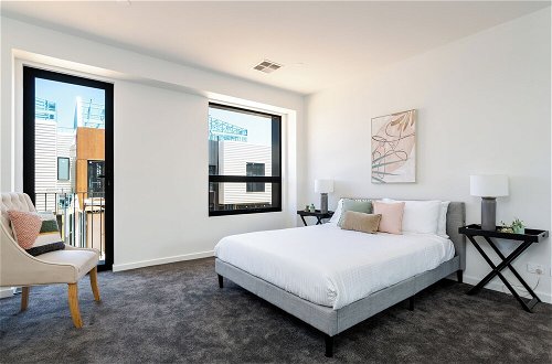 Photo 2 - Urban Rest Port Adelaide Apartments