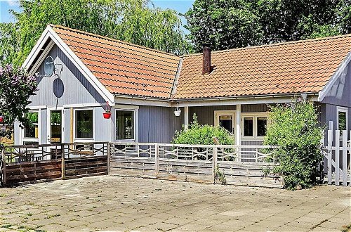 Photo 1 - 4 Person Holiday Home in Store Fuglede