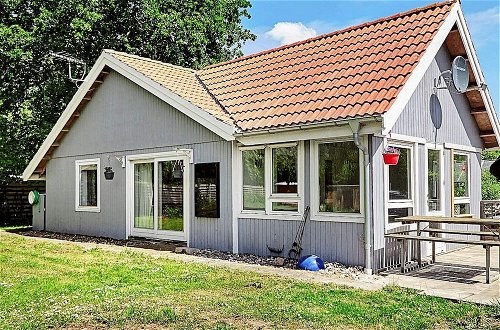 Foto 14 - 4 Person Holiday Home in Store Fuglede