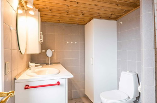 Photo 12 - 4 Person Holiday Home in Hvide Sande