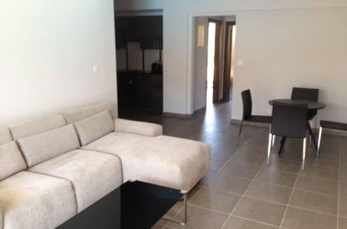 Foto 5 - Modern Apartment Near the Beach in Cyprus