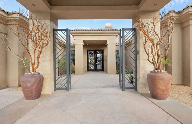 Casa Palmera by Avantstay Entertainer's Oasis w/ Guesthouse - Foto 29