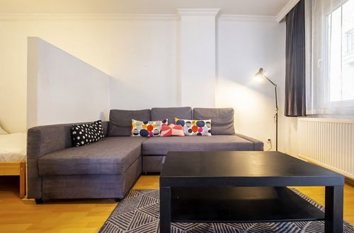 Photo 5 - Vibrant Studio Flat Near Taksim Square