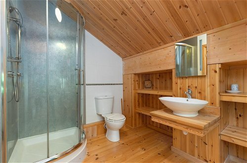 Photo 21 - The Bluebell - Luxury Lodge With Hot Tub