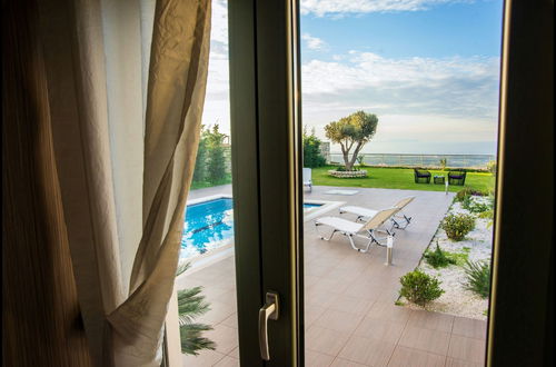 Photo 10 - villa Horizon - Elegance & Privacy With Scenic Views - Extended Pool